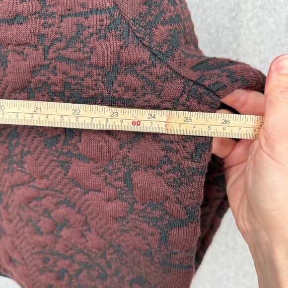 Lululemon Jacquard Multi-Texture Crew Neck Sweater Size 14 Red Merlot Black Wool - Picture 11 of 11